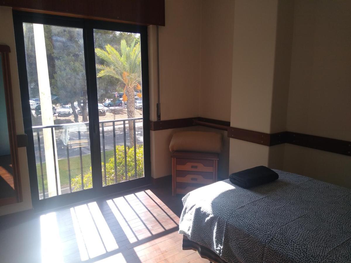 Melaya Private Rooms 法鲁区 外观 照片