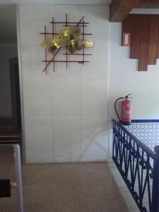 Melaya Private Rooms 法鲁区 外观 照片
