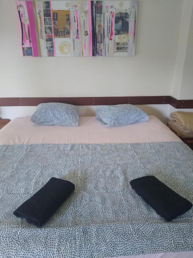 Melaya Private Rooms 法鲁区 外观 照片