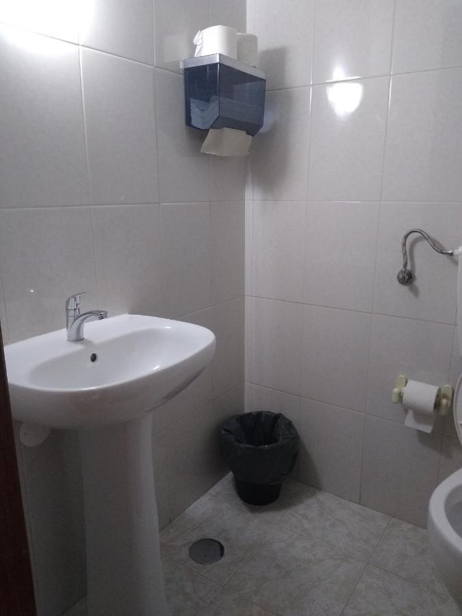 Melaya Private Rooms 法鲁区 外观 照片