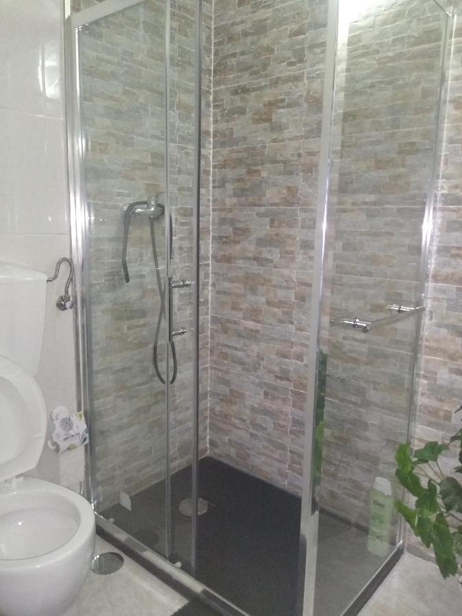 Melaya Private Rooms 法鲁区 外观 照片